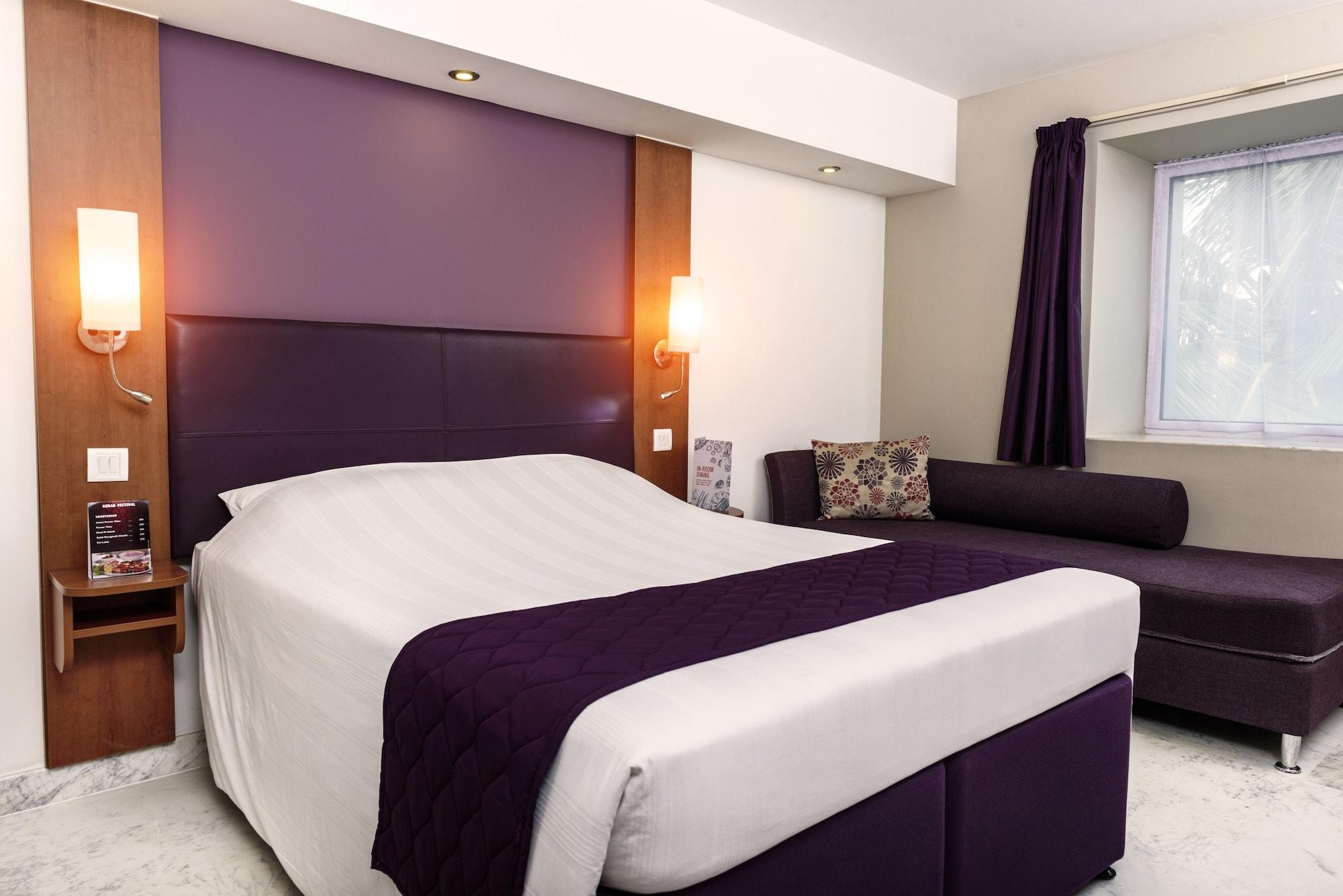 Caspia Hotel New Delhi Exterior foto