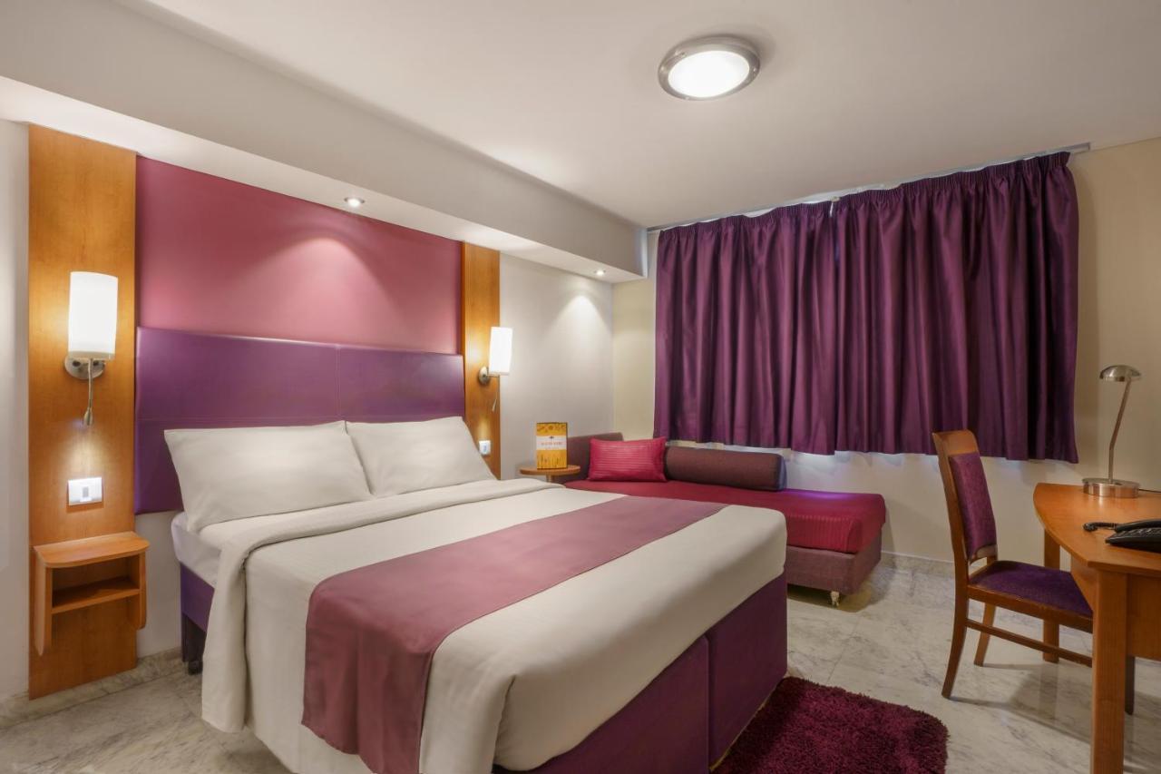 Caspia Hotel New Delhi Exterior foto